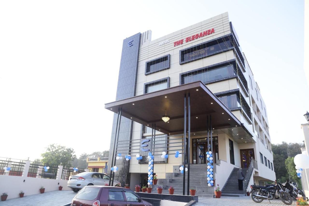 Hotel The Eleganza Jhājra Exterior foto
